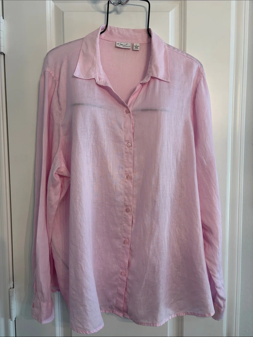 Women’s Pink Linen Button-Down Long Sleeve Shirt by Kim Rogers. Size XL